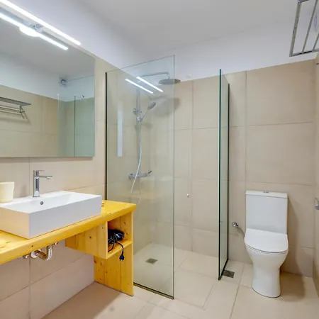 Kamelo Hotel