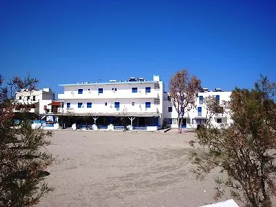 Kamelo 2* Vari (Syros)